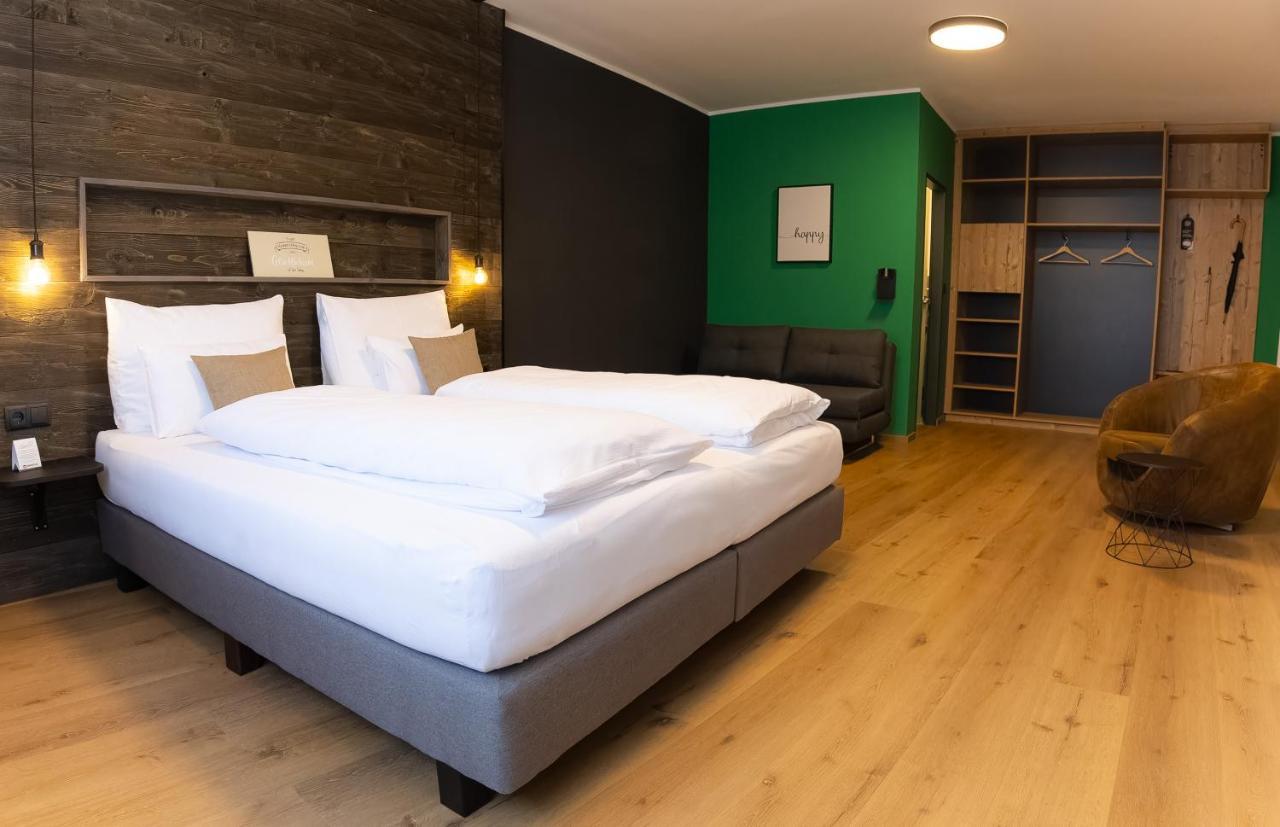 Self-Check-In Hotel Vinoq Zistersdorf Exterior foto